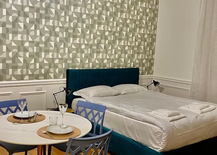 Studio Stresa Апартаменты *